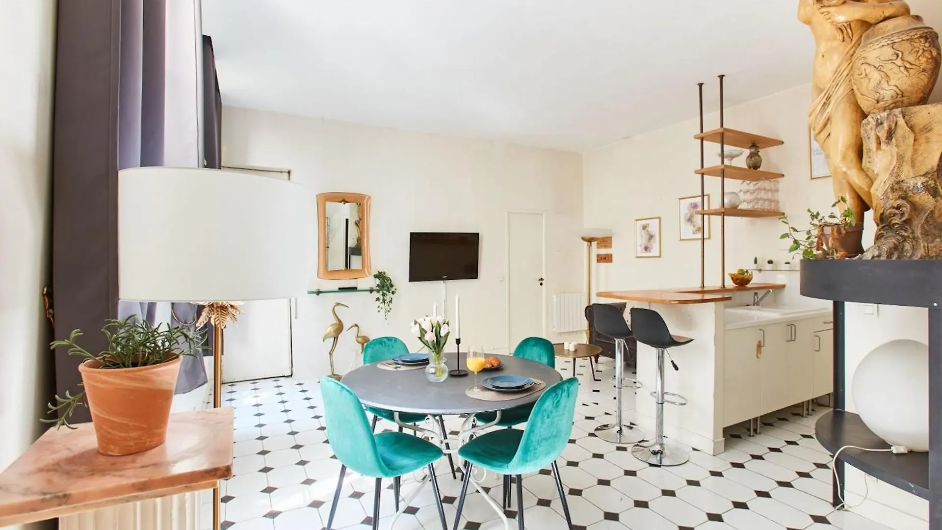 Madeleine & Palais Garnier - 2Br - Cityapartmentstay Paris Lägenhet